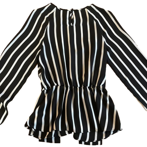 Beautiful Sheer Black and White Striped Blouse by Suzy Shier Size XS - Picture 6 of 7